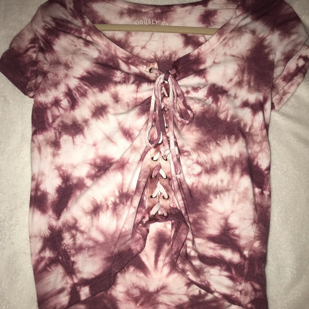 A lace up Aeropostale tie dye shirt